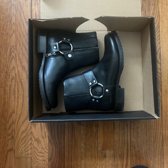 Brand new Frye Veronica moto - Picture 1 of 7
